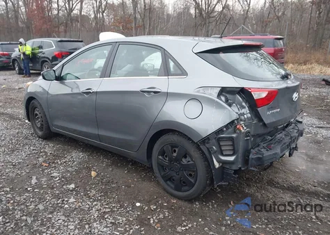 2016 Hyundai Elantra Gt z USA, uszkodzony, nr VIN KMHD35LH7GU299749